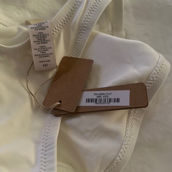 ‼️SALE‼️Skims Mid Coverage Marble Bikini Bottoms NWT - Picture 3 of 3